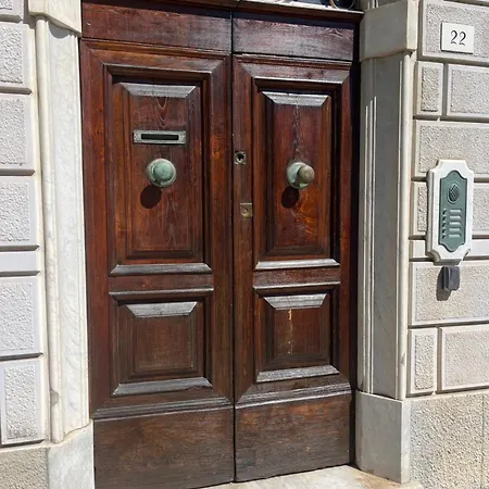 D'Azeglio Apartments * Βιαρέτζιο